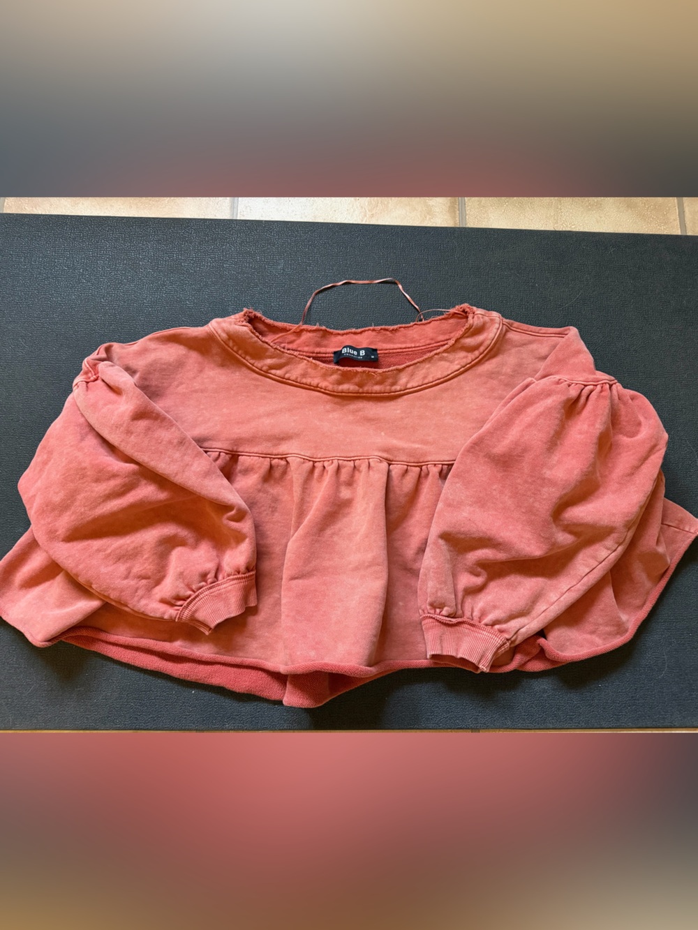 Rustic orange cropped peasant top 🧡